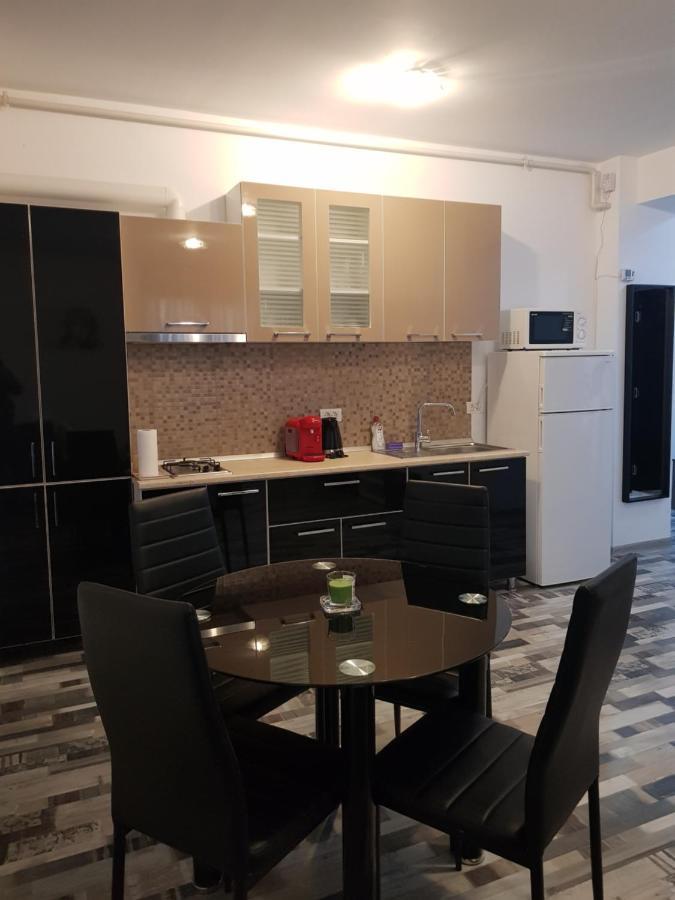 Summerhouse Mamaia