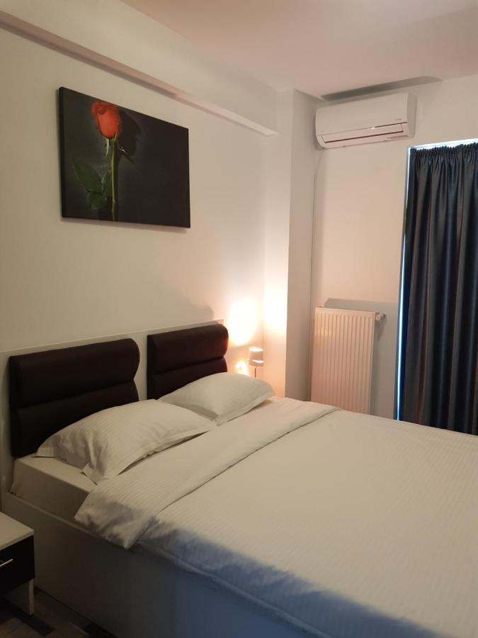 Summerhouse Mamaia